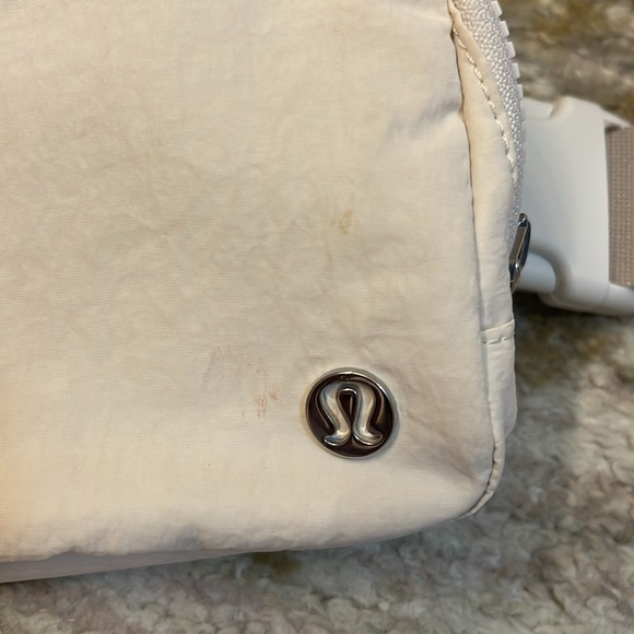 Lululemon everywhere belt bag - Picture 5 of 5